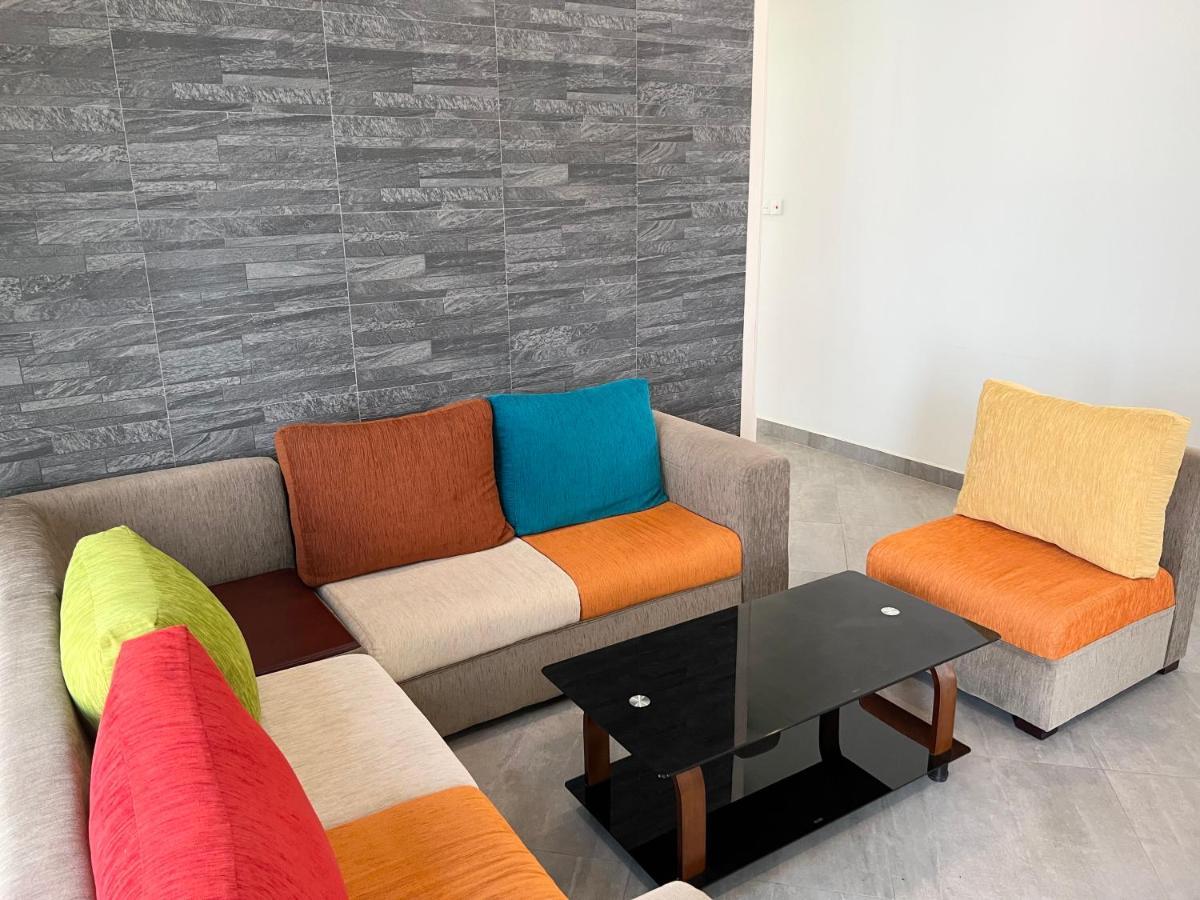 קנדי Hansons Homestay מראה חיצוני תמונה