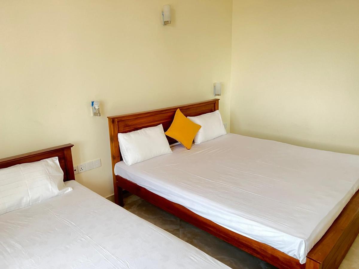 קנדי Hansons Homestay מראה חיצוני תמונה