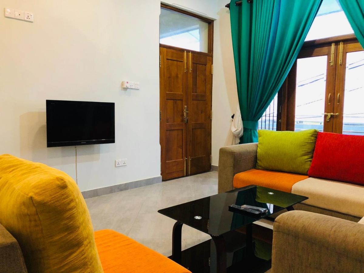 קנדי Hansons Homestay מראה חיצוני תמונה