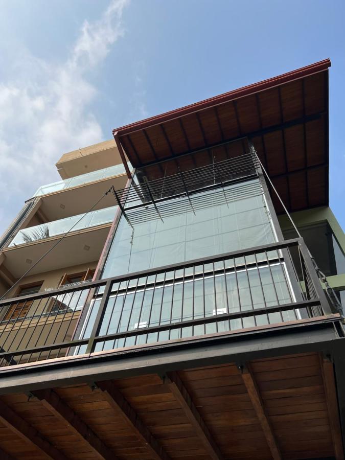קנדי Hansons Homestay מראה חיצוני תמונה