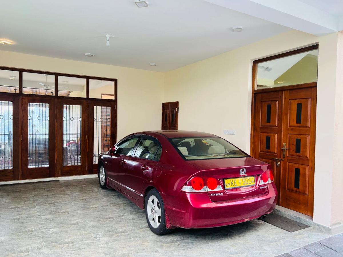 קנדי Hansons Homestay מראה חיצוני תמונה