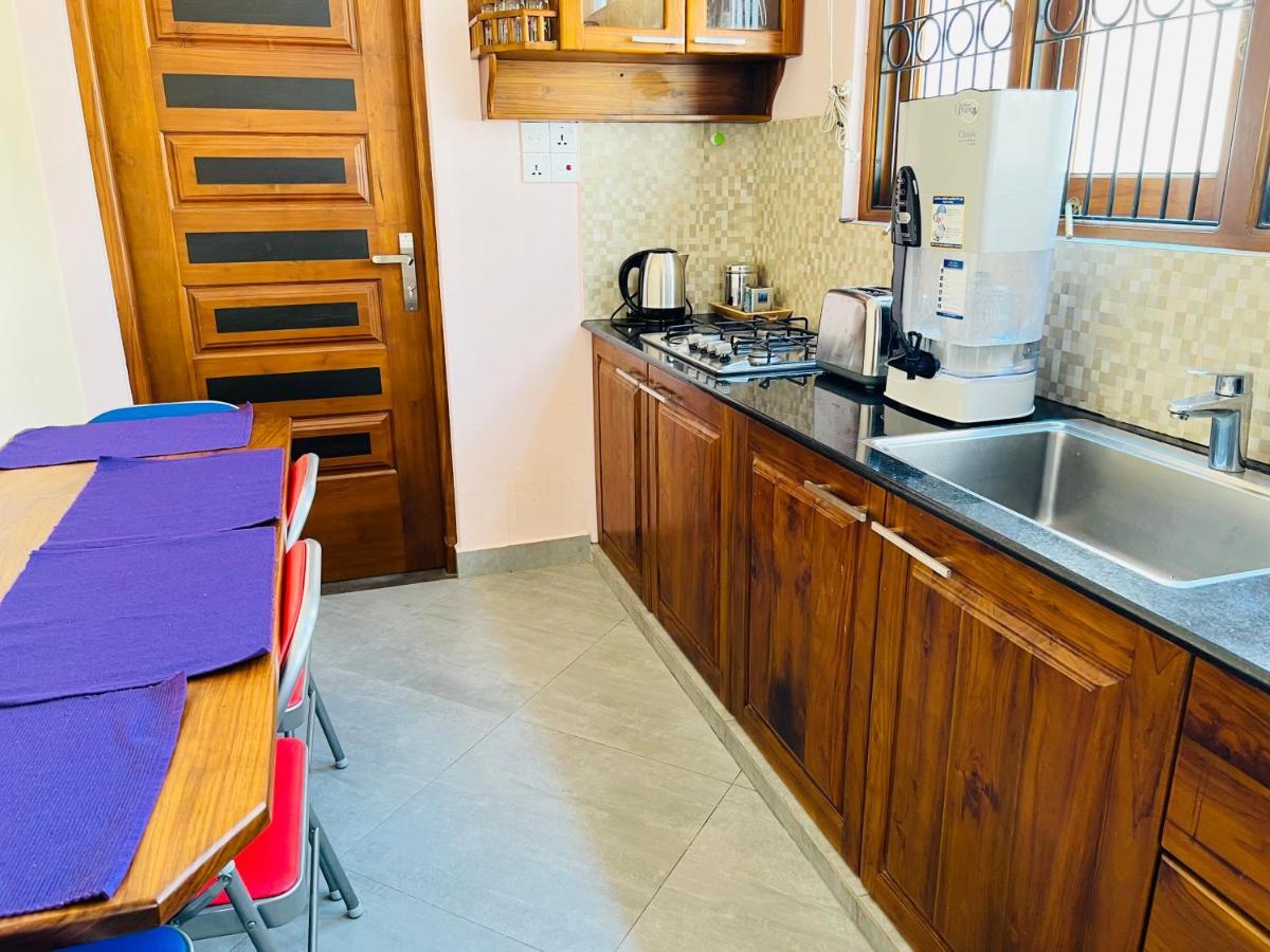 קנדי Hansons Homestay מראה חיצוני תמונה