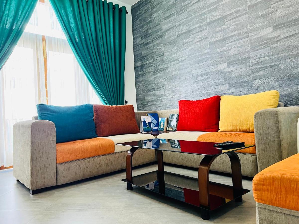 קנדי Hansons Homestay מראה חיצוני תמונה