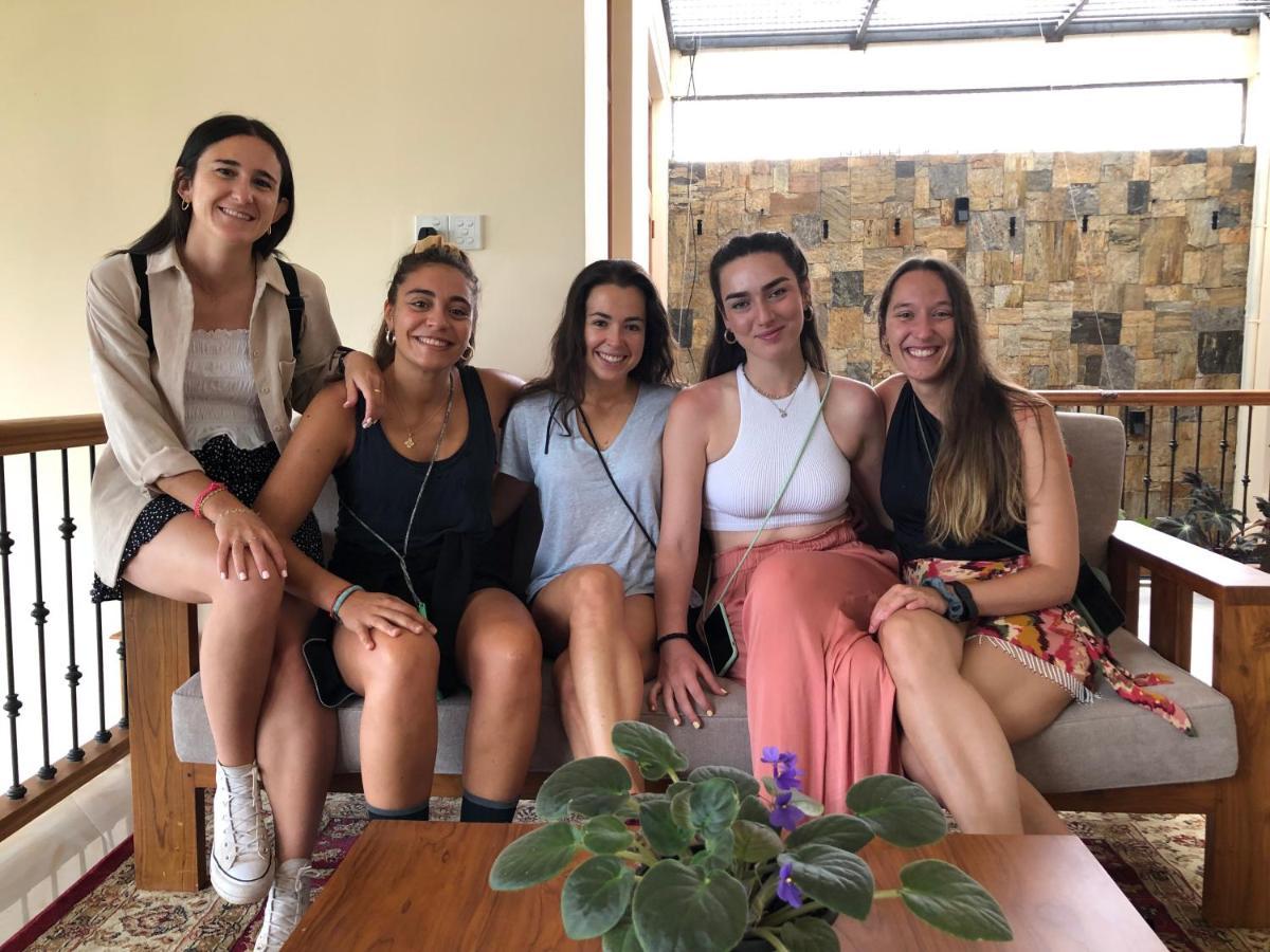 קנדי Hansons Homestay מראה חיצוני תמונה
